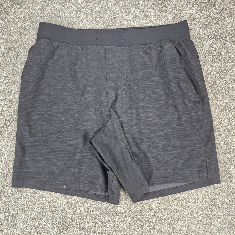 Lululemon Licence to Train Mens XL Gray Athletic Training - Picture 1 of 8